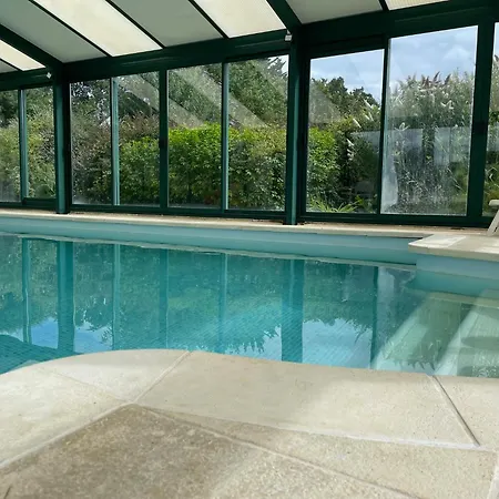 Romantic With Heated Pool And Large Park Apartamento *
