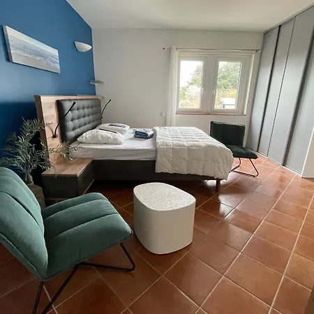 Apartamento Romantic With Heated Pool And Large Park Baden