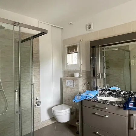 Romantic With Heated Pool And Large Park Apartamento *