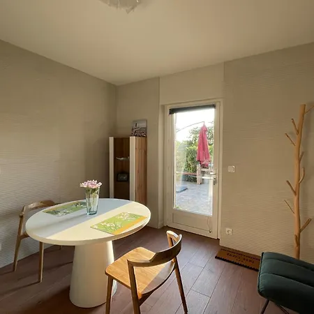 Romantic With Heated Pool And Large Park Apartamento